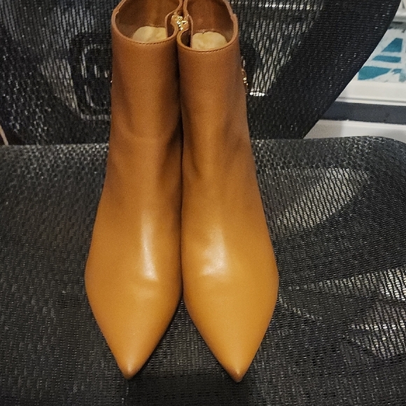 Michael Kors Shoes - Michael Kors Camel Ankle Boots Size 7